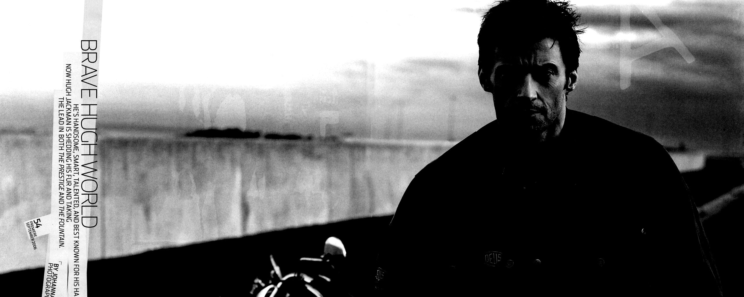 Хью Джекман с мотоциклом обои