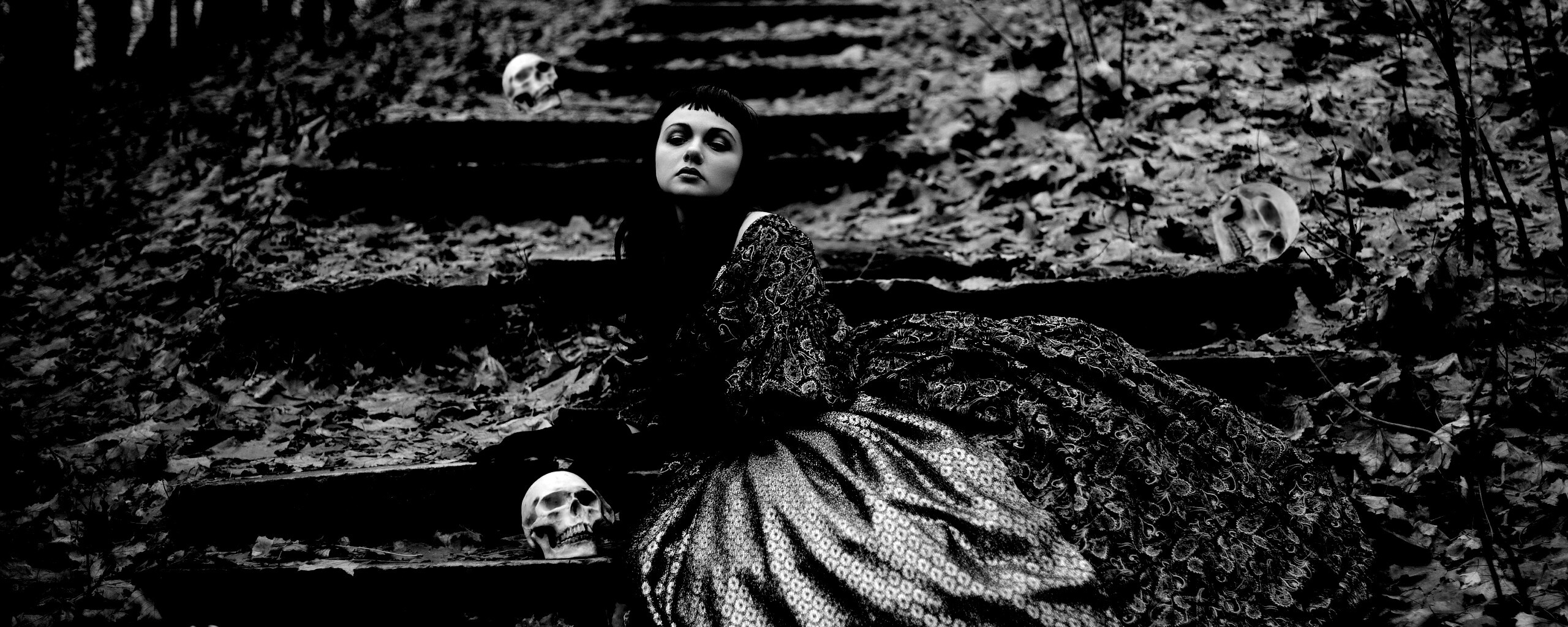 Среди черепов обои