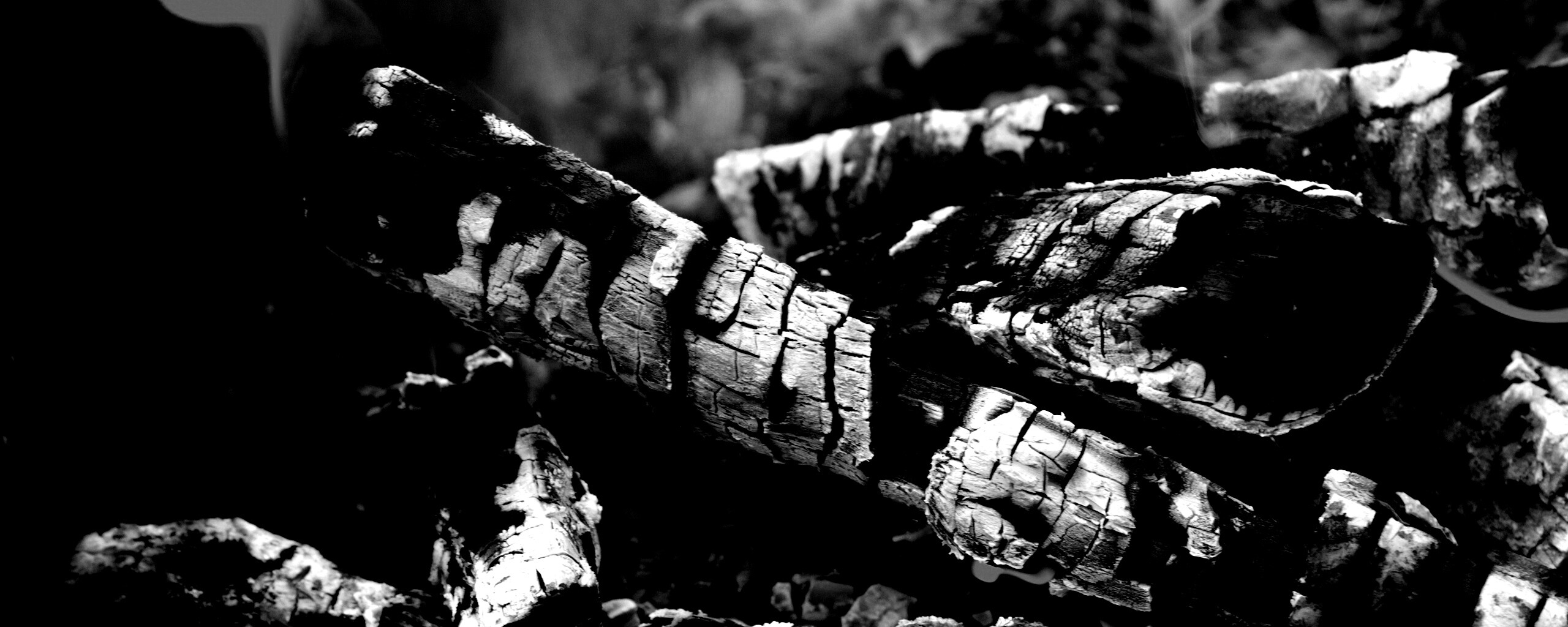 Пылающие дрова обои