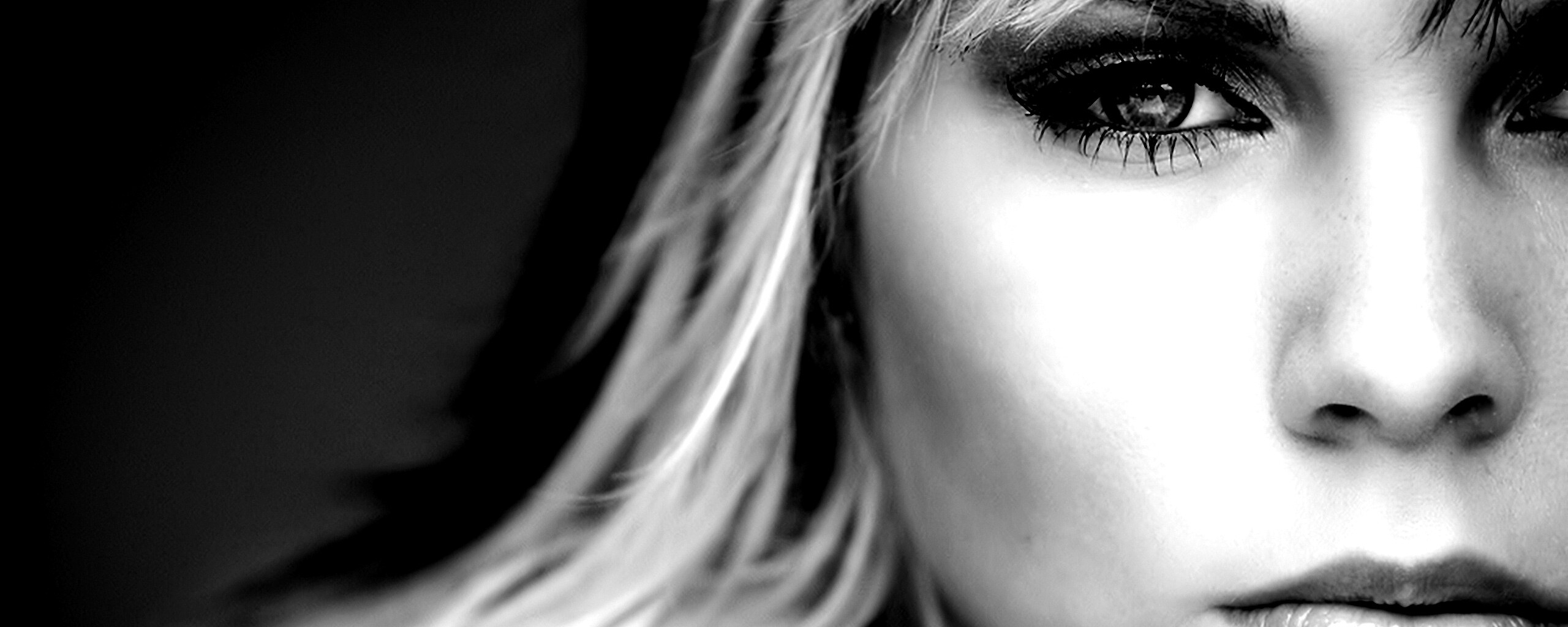 Черно-белое обои