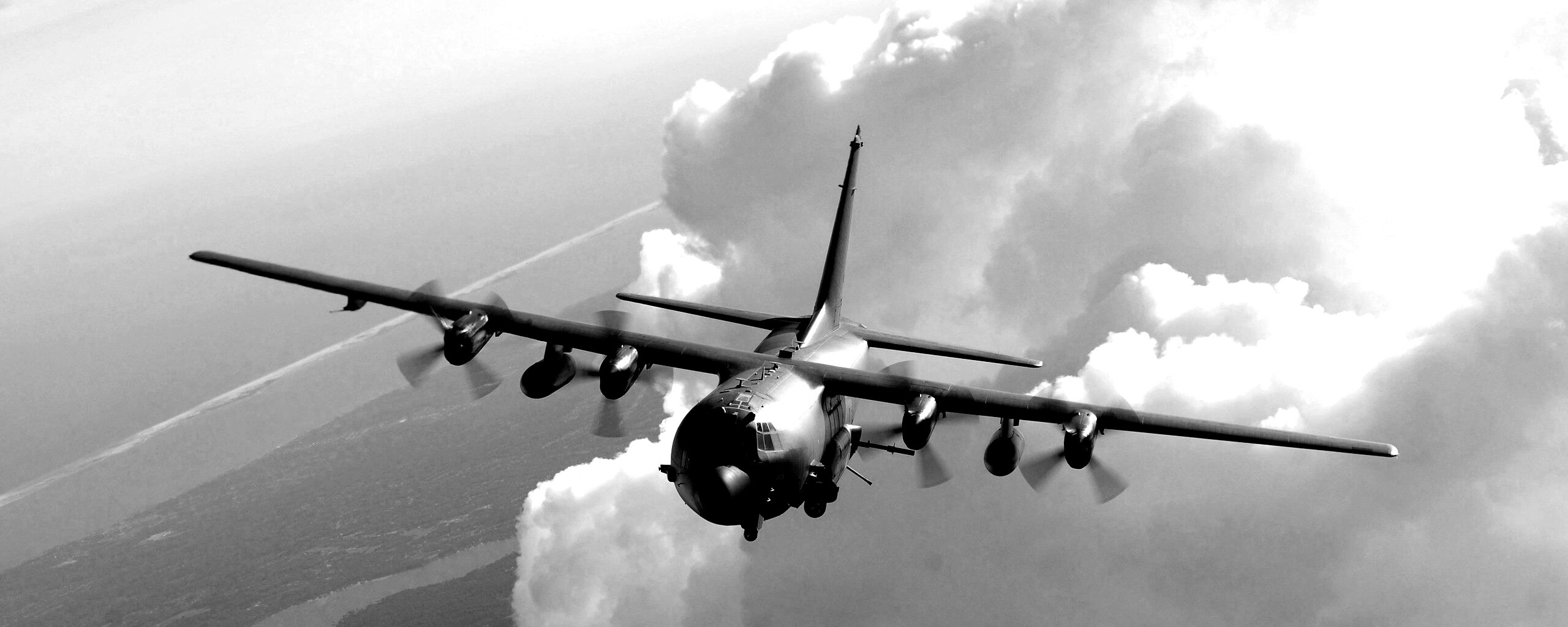 Самолет АС-130 обои