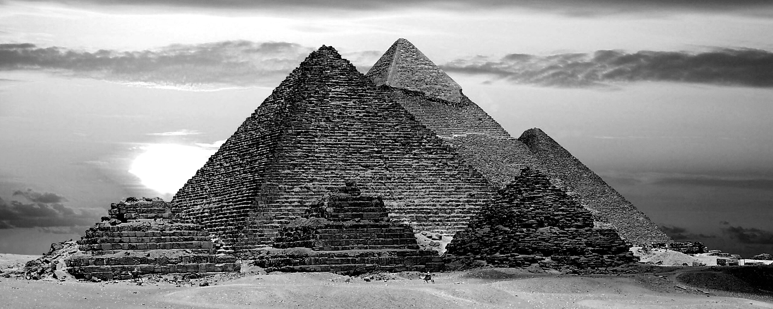 Великие пирамиды в Гизе обои