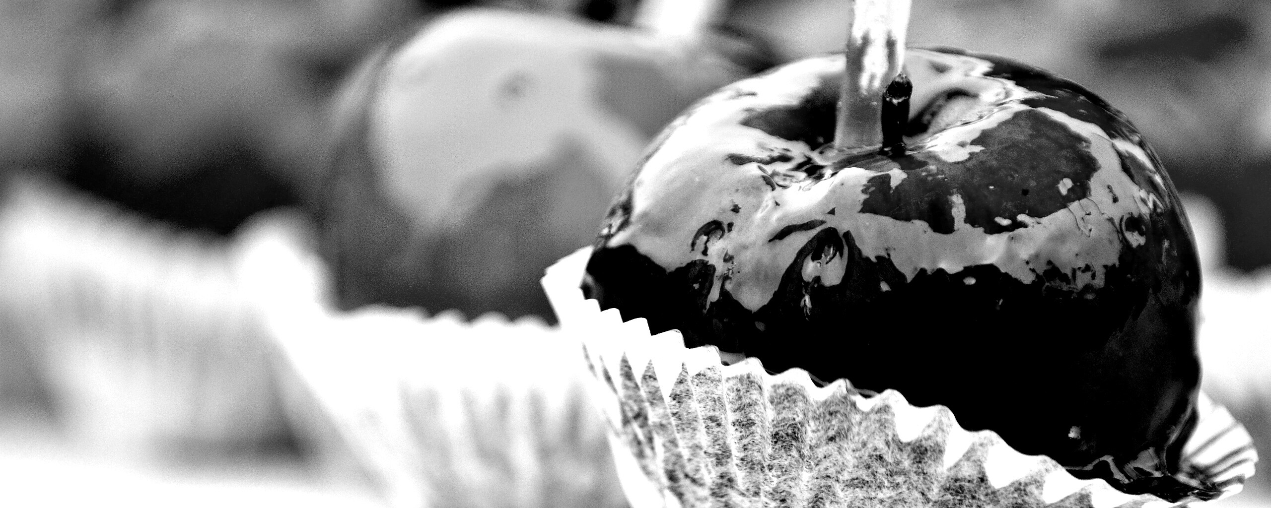 Яблочко в карамели обои