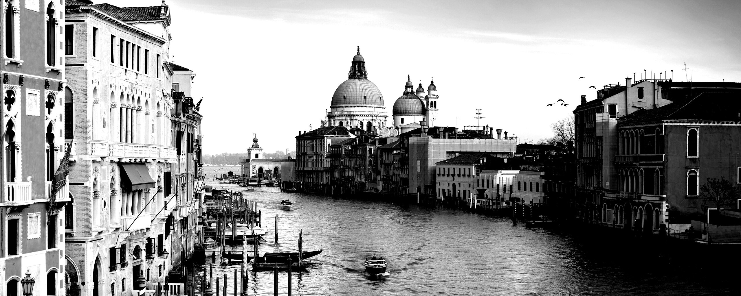 Канал в Венеции обои