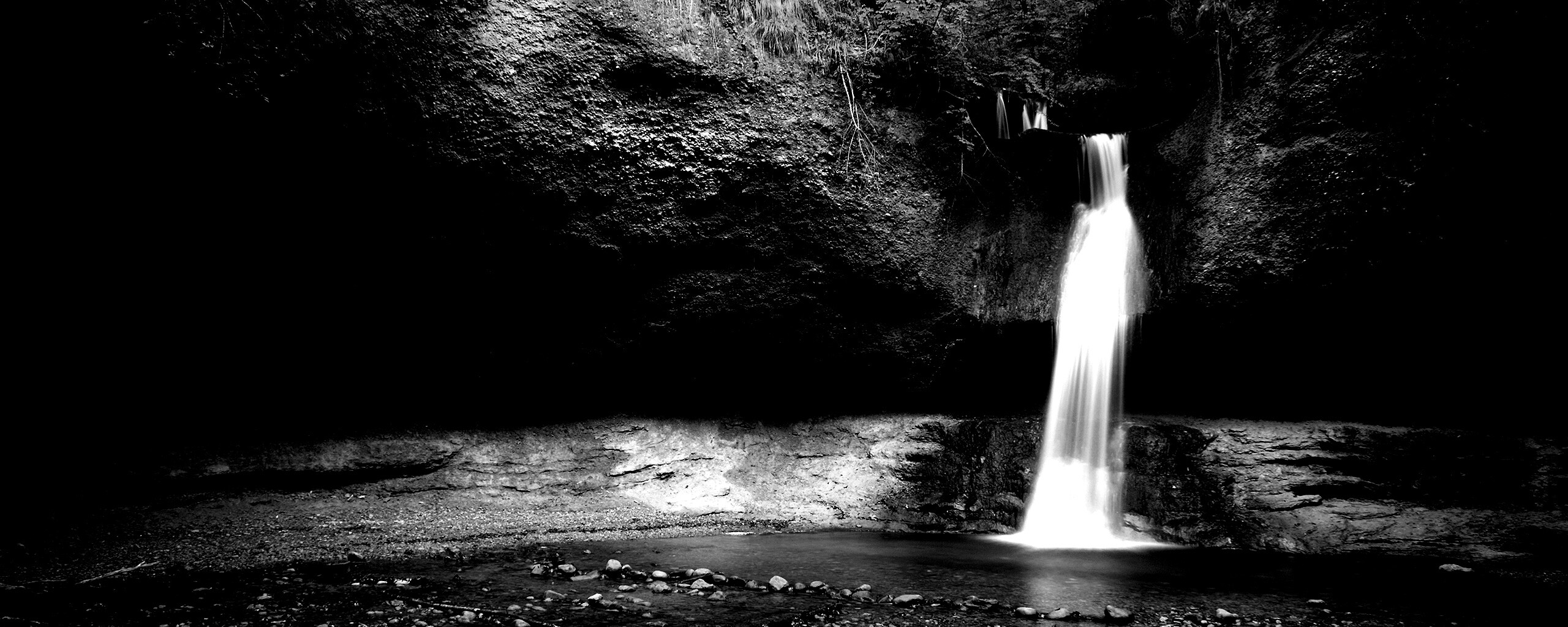 Водопад в Швейцарии обои