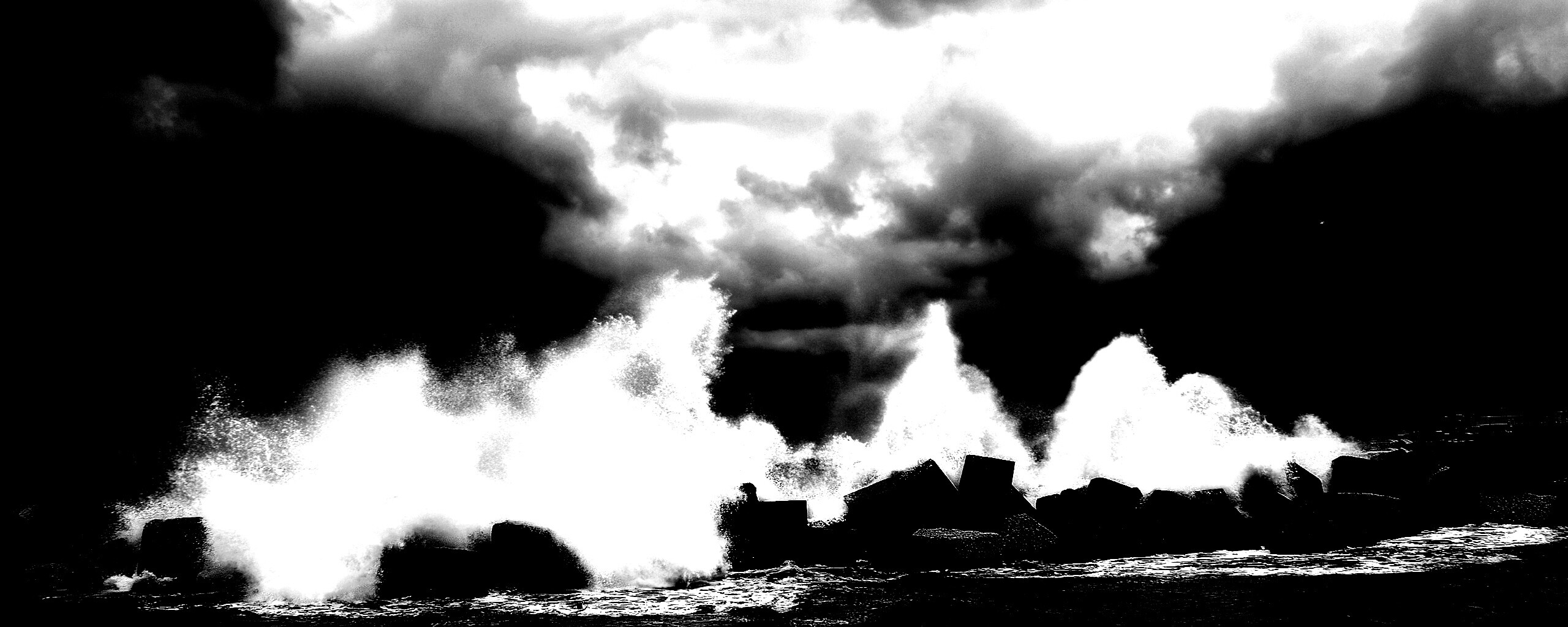 Буря в океане обои