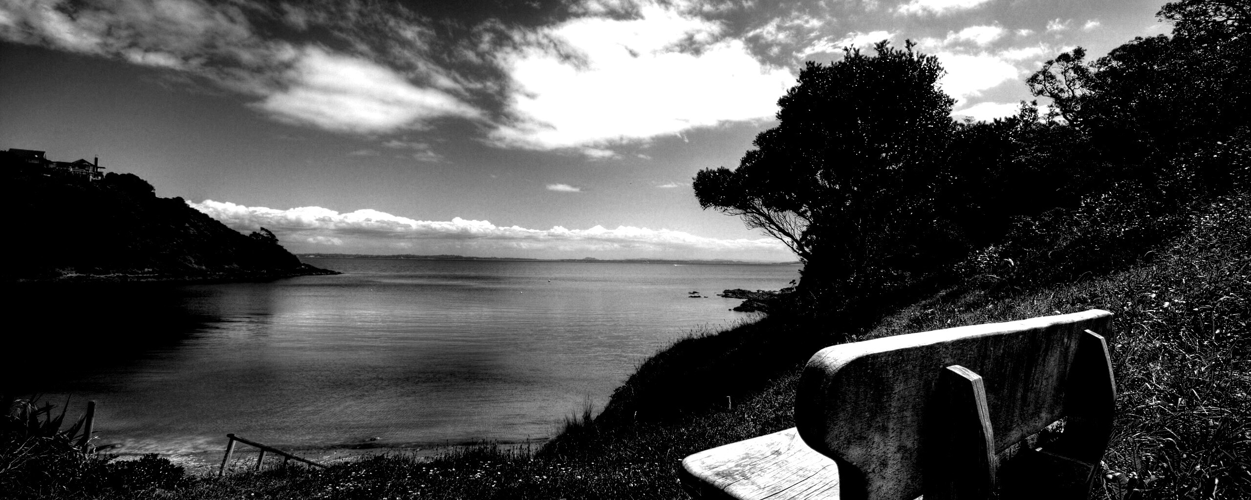 С видом на море обои