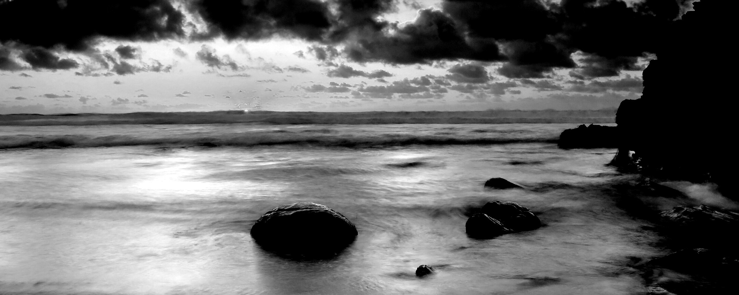 Прибрежные камни обои