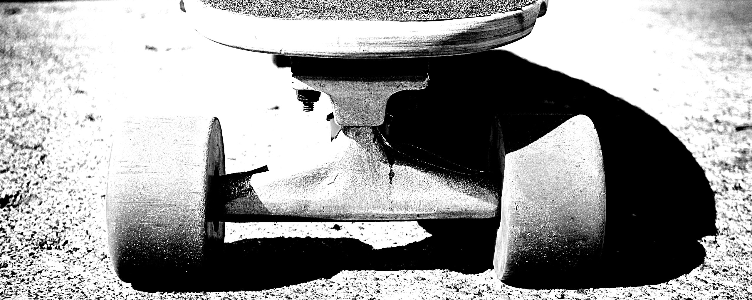 Скейтборд на солнце обои