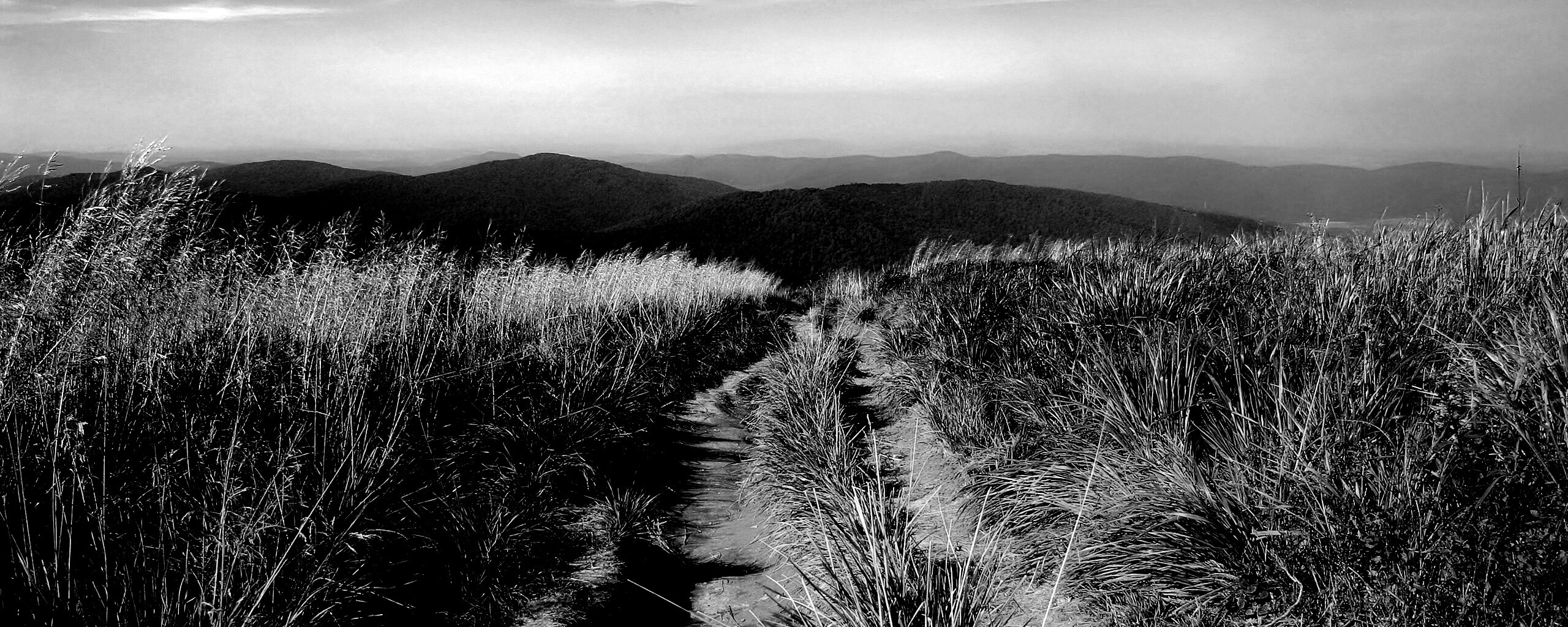 Дорога высоко в горах обои