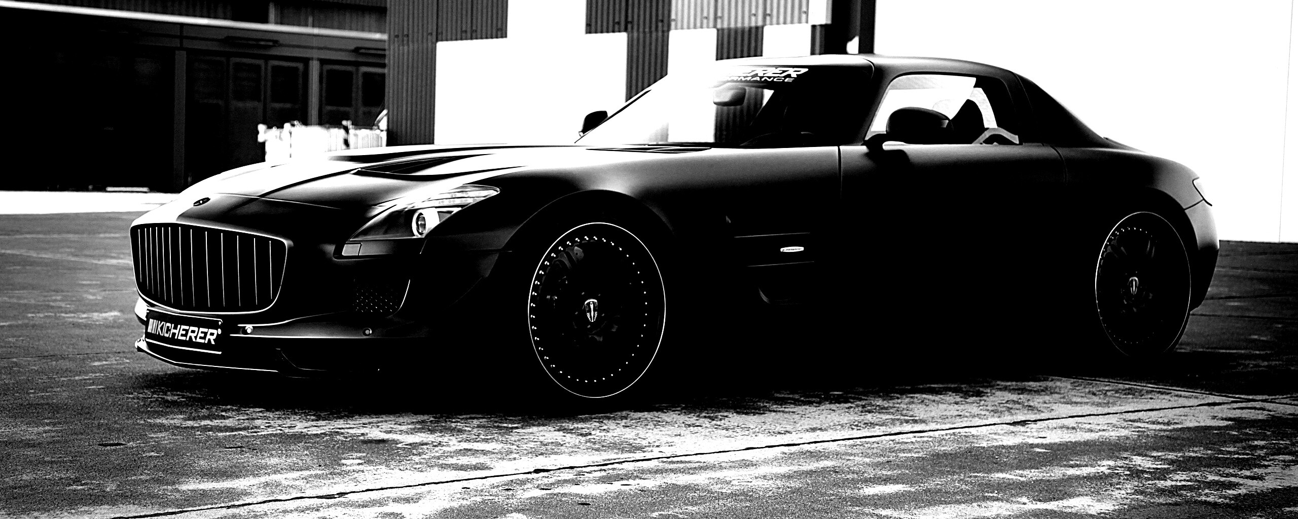 Черный спорткар обои