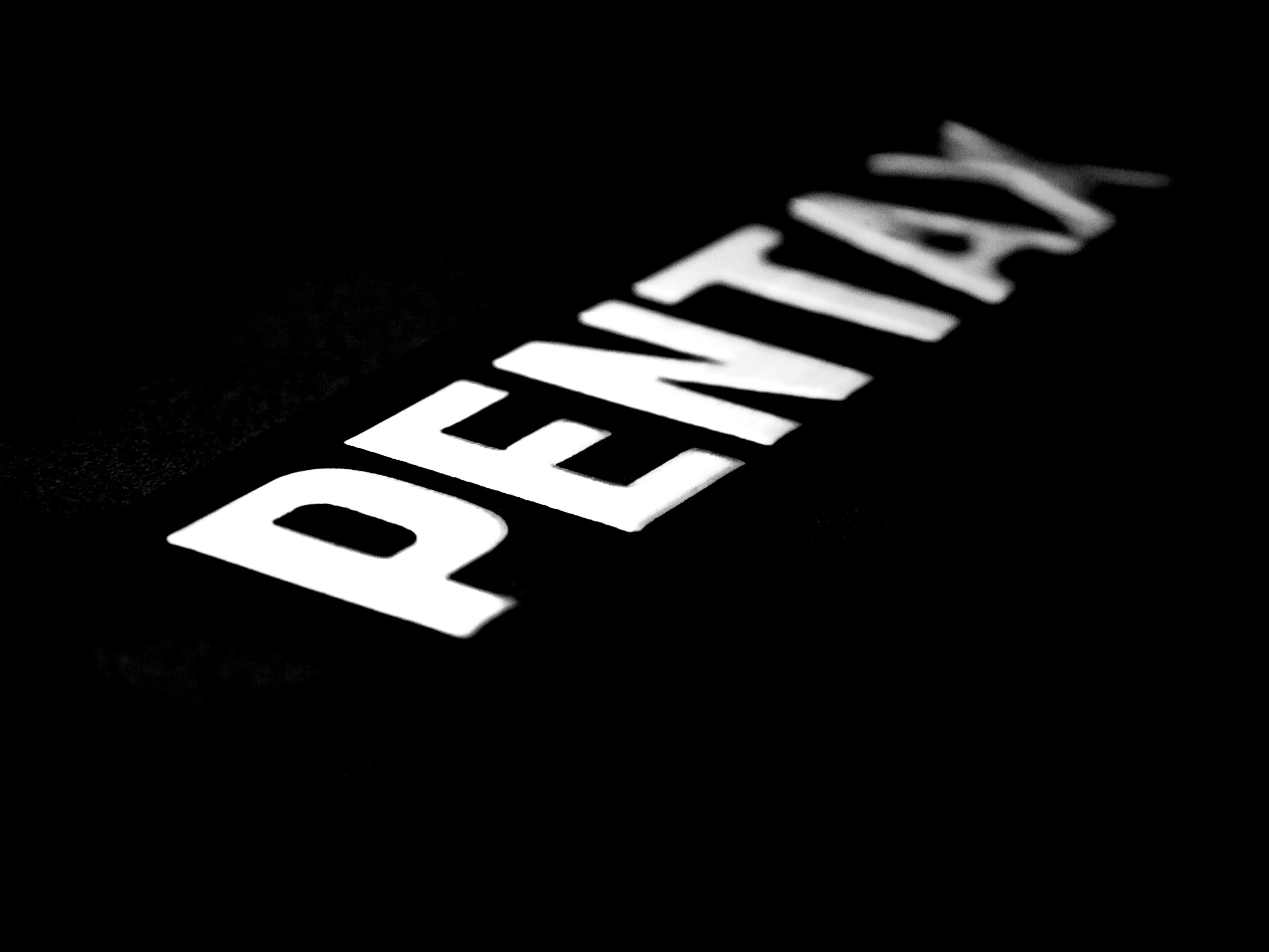 Фотоаппарат пентакс лого обои