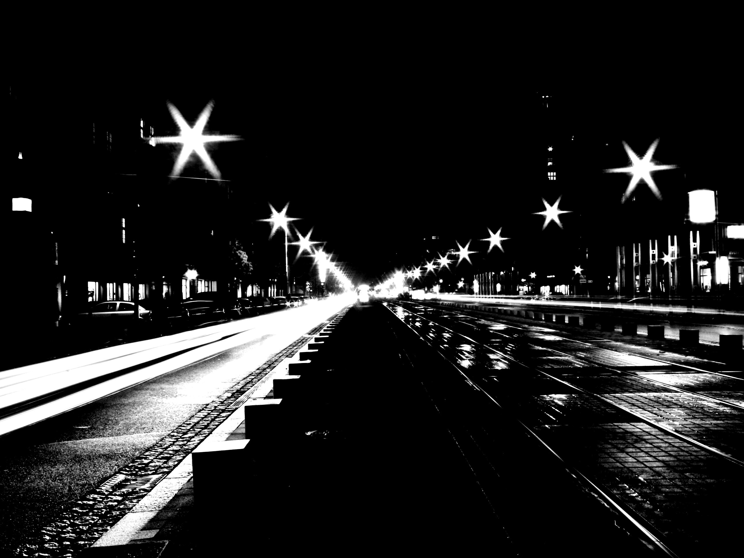 Мгновение на улице ночного города обои