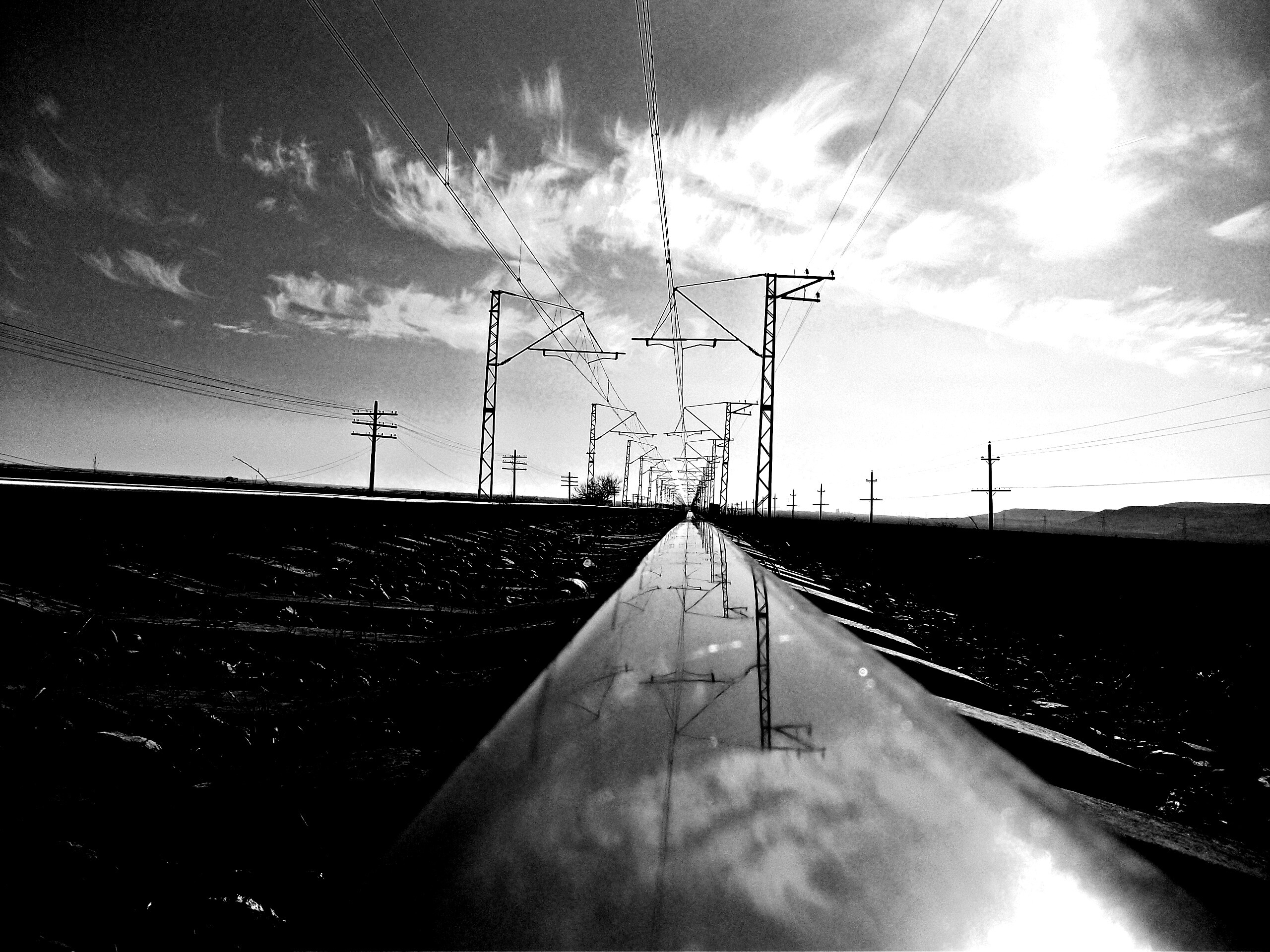 Фото вдоль железной дороги обои