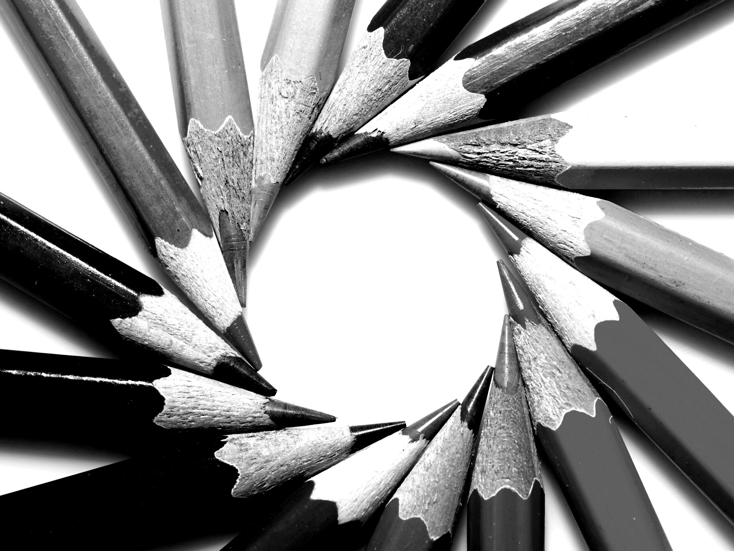 Радуга в карандашах обои