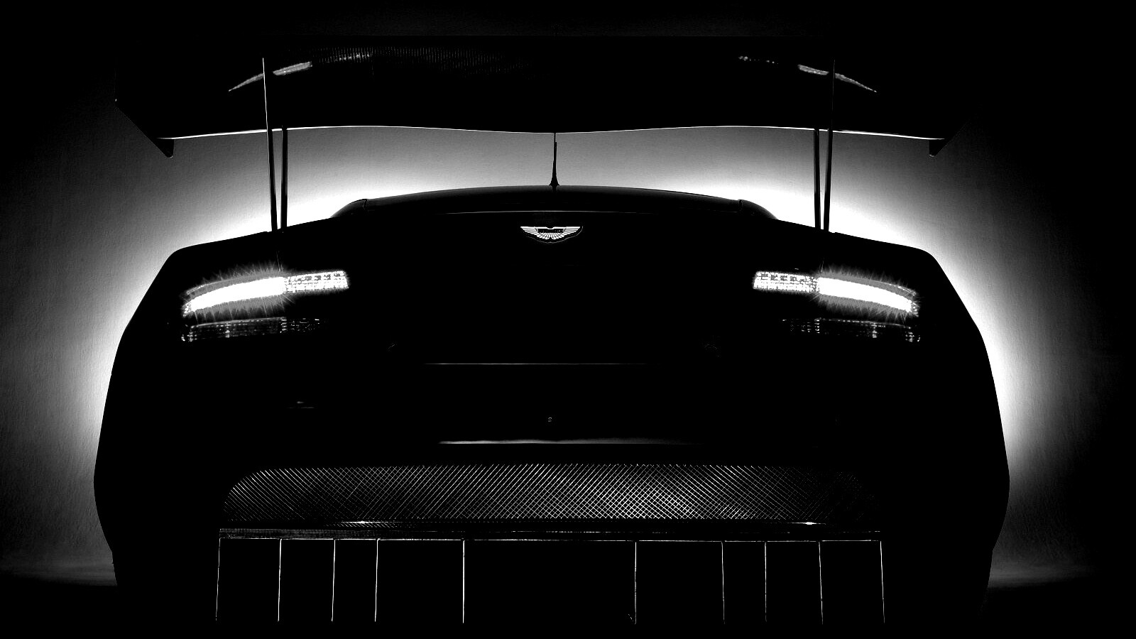 Красные задние фары спорткара обои