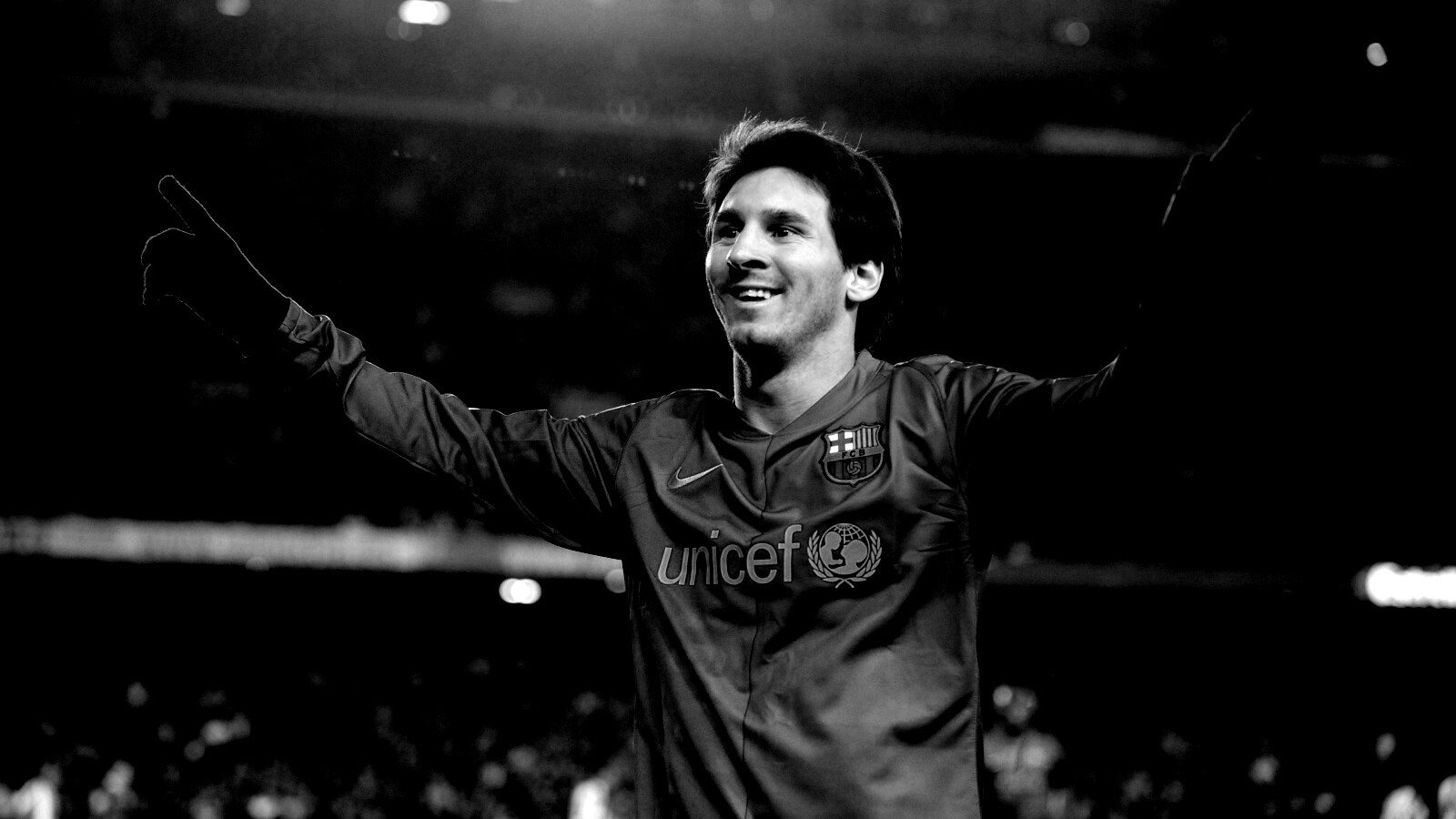 Месси на поле обои