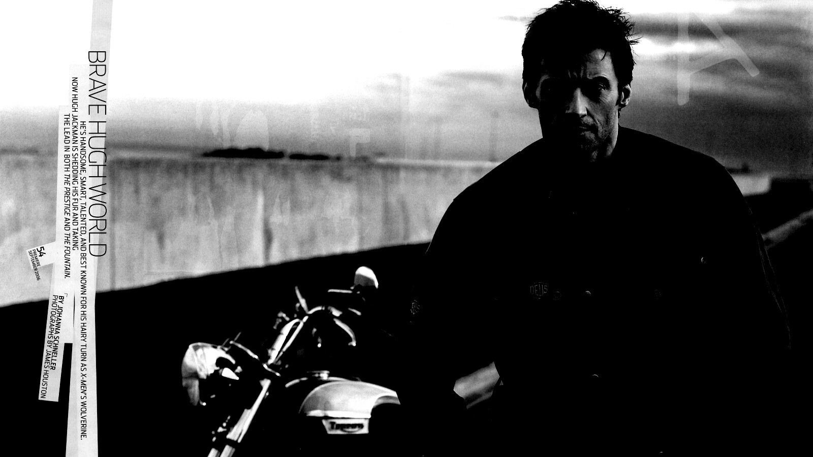 Хью Джекман с мотоциклом обои