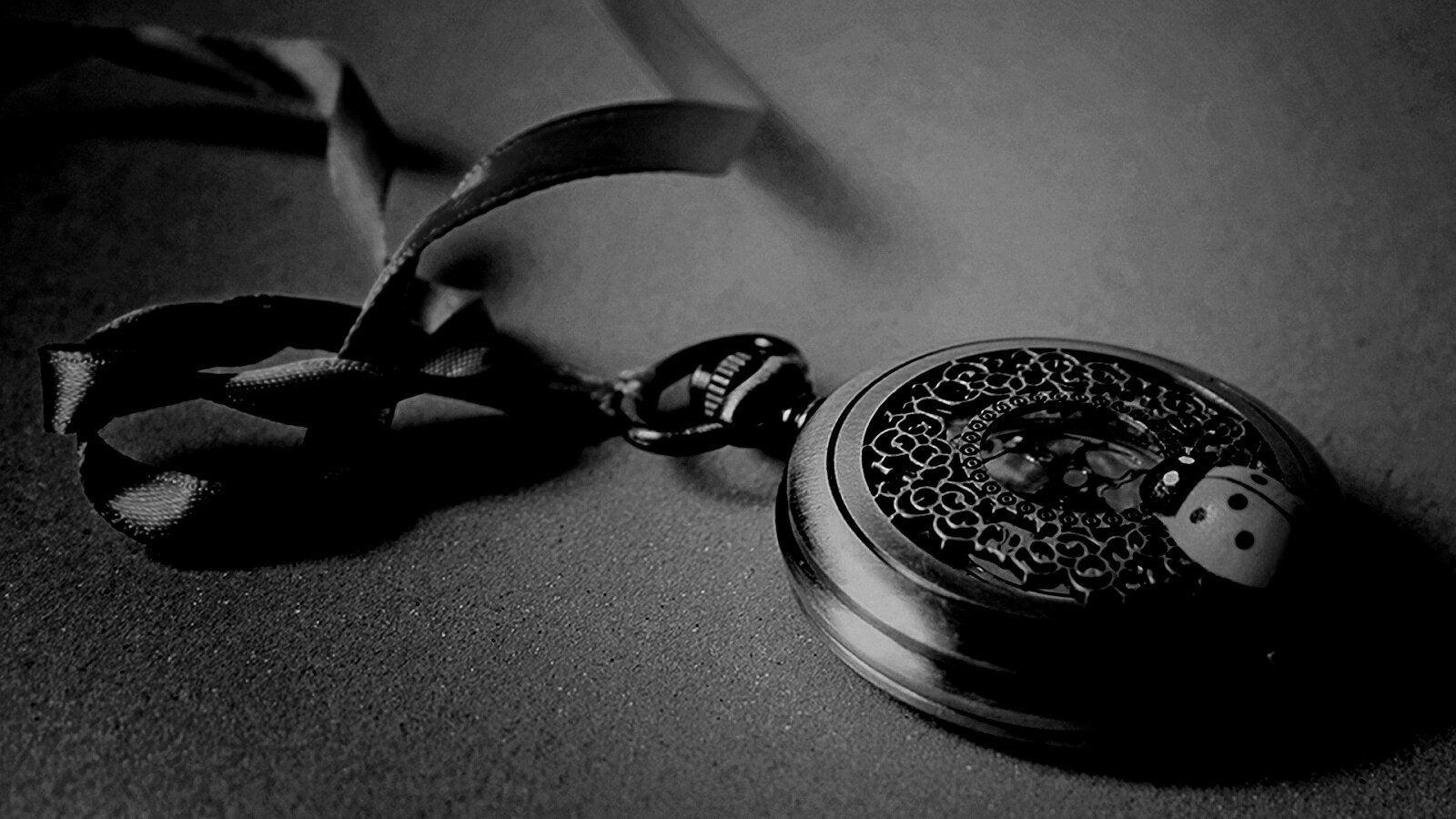 Искусные карманные часы обои