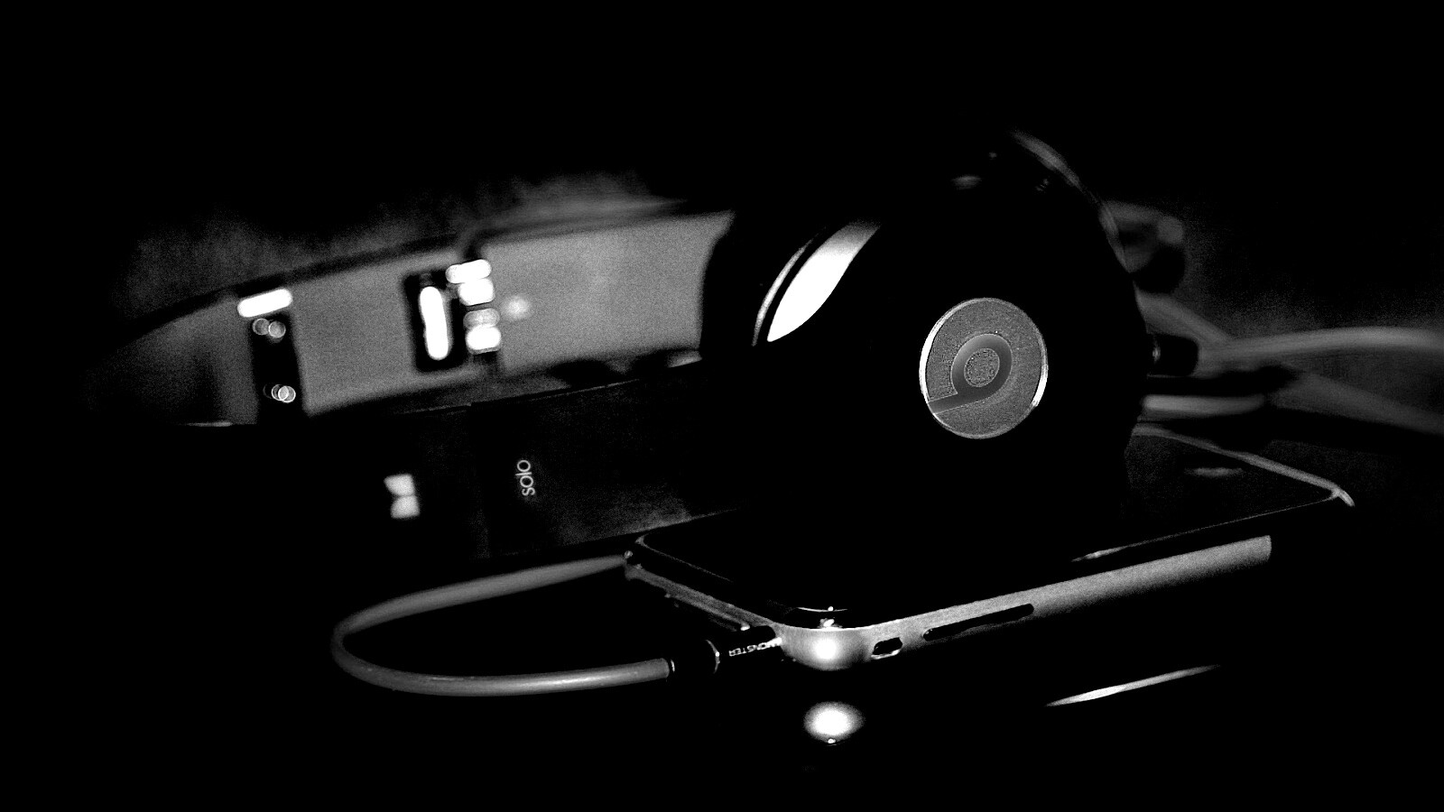 Наушники Beats Audio обои