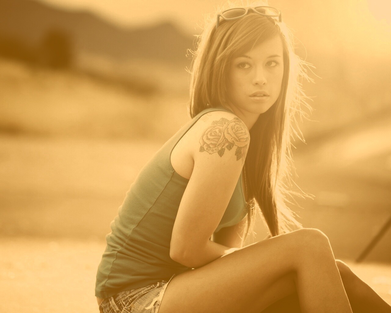 Синяя кофточка обои