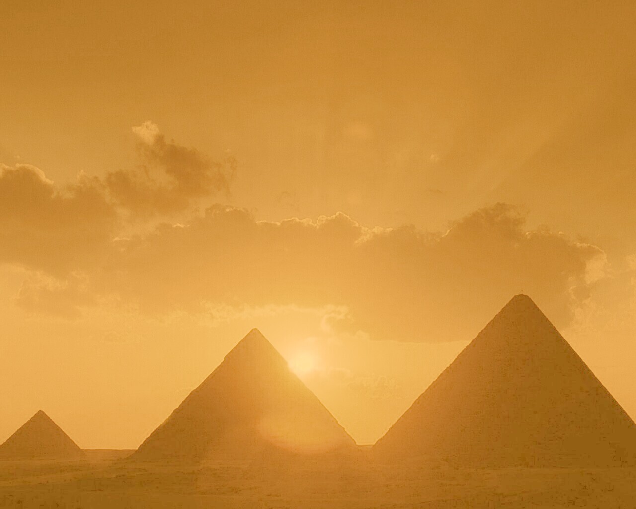 Египетские пирамиды на закате обои