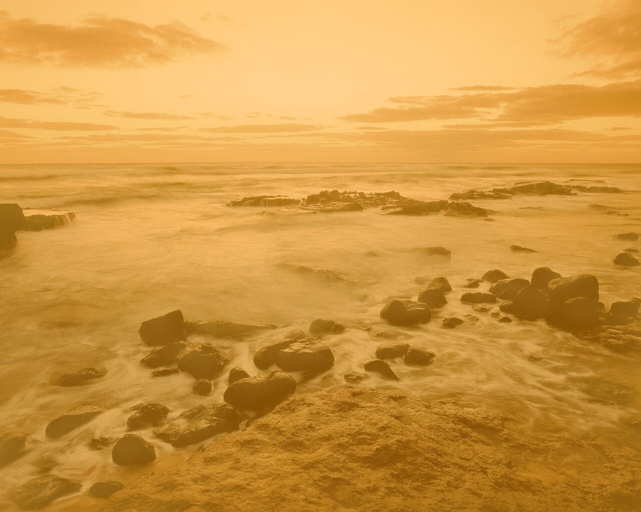 Каменистая отмель обои