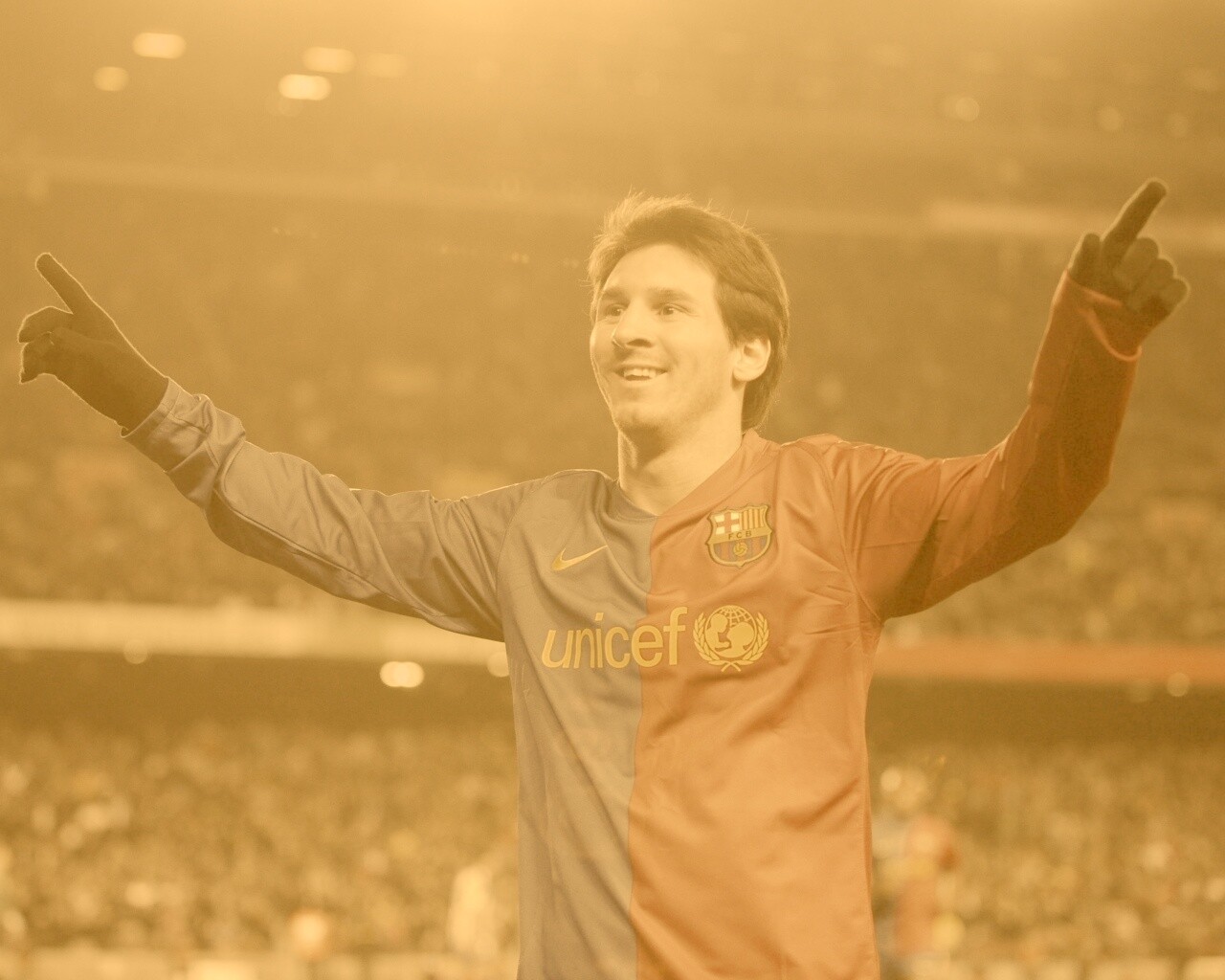 Месси на поле обои