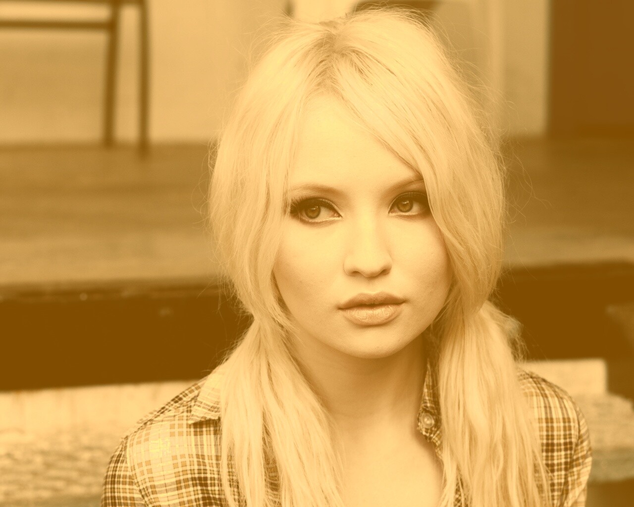 Эмили Браунинг обои