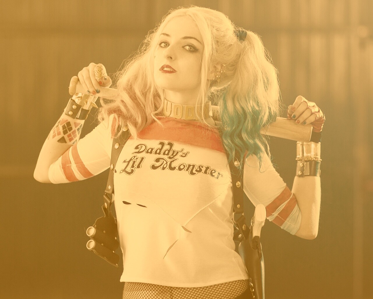 Daddy's lil monster обои