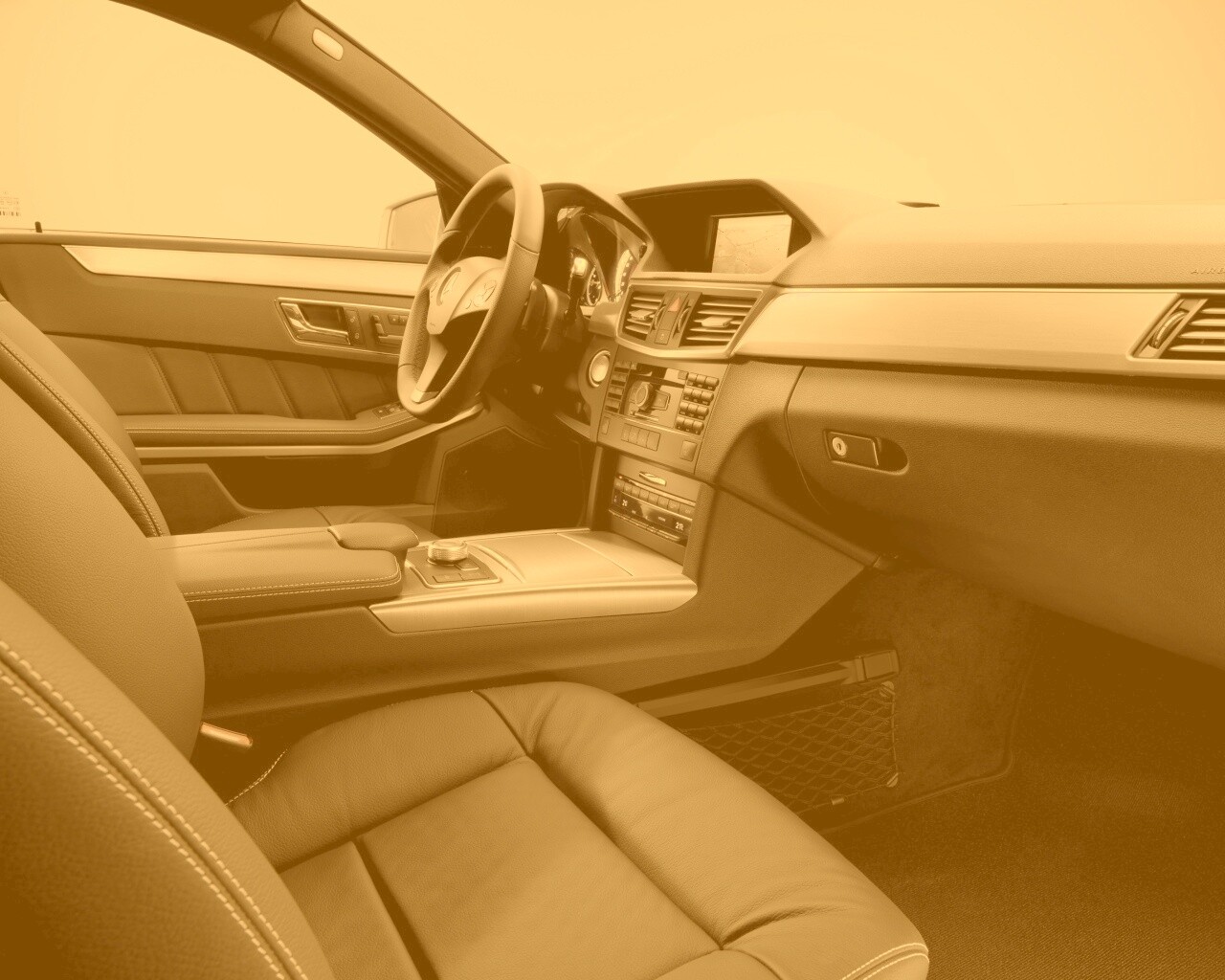 Салон мерседеса обои