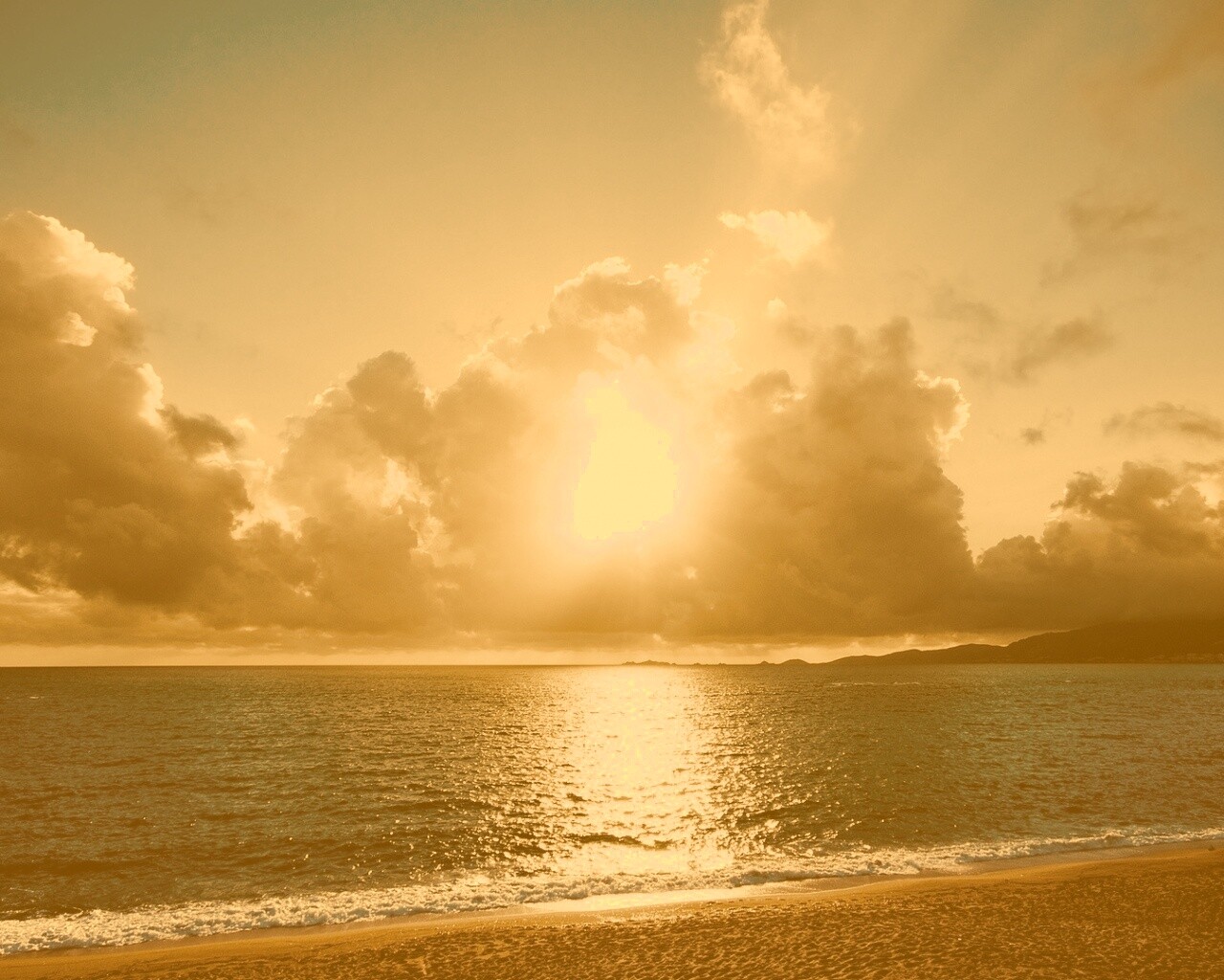 Солнечный пляж обои
