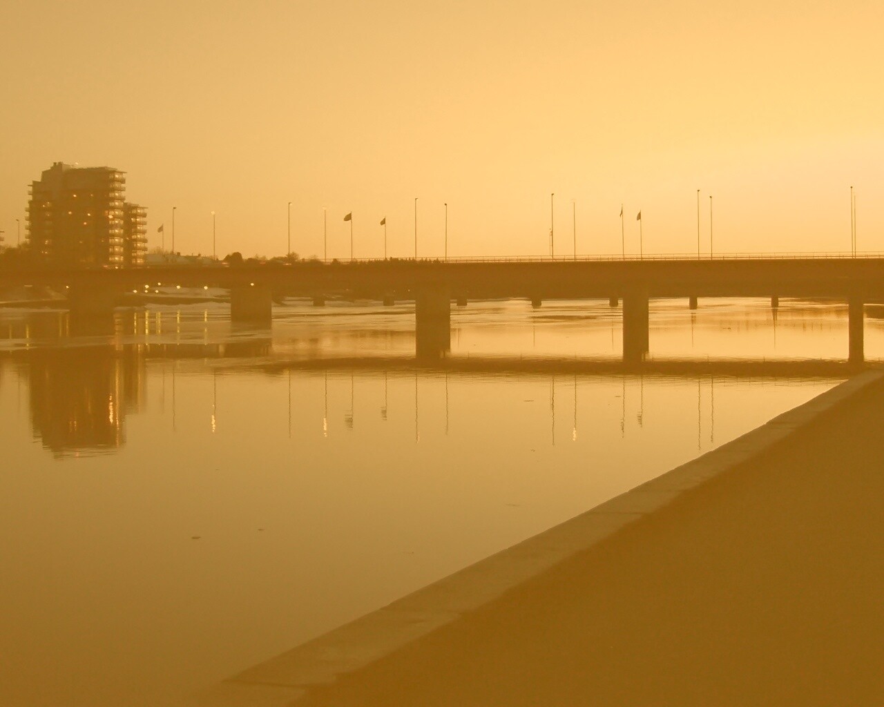 Живописный мост обои