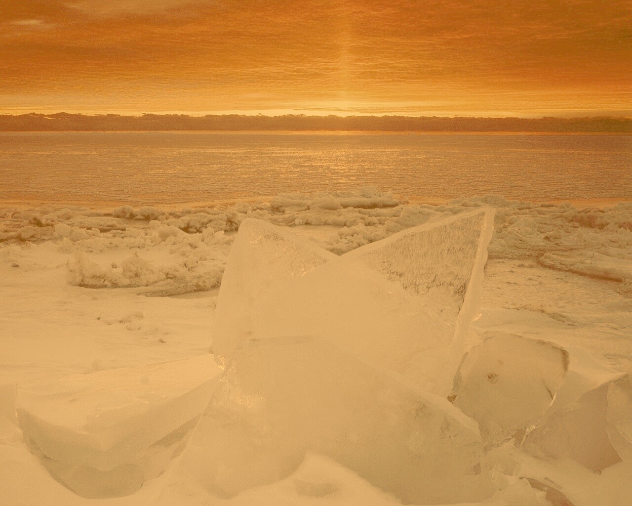 Река на закате обои