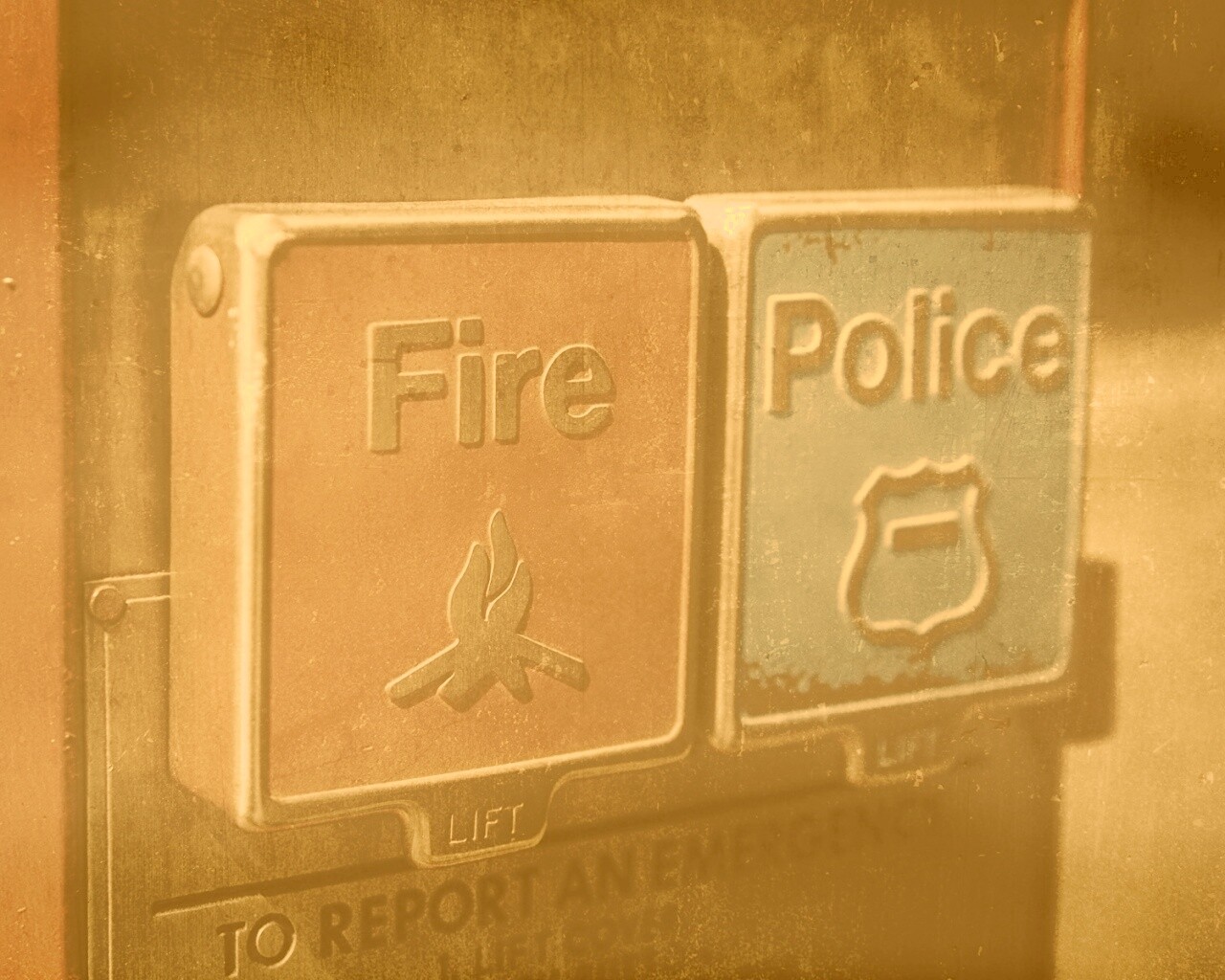 "Экстренные" кнопки обои