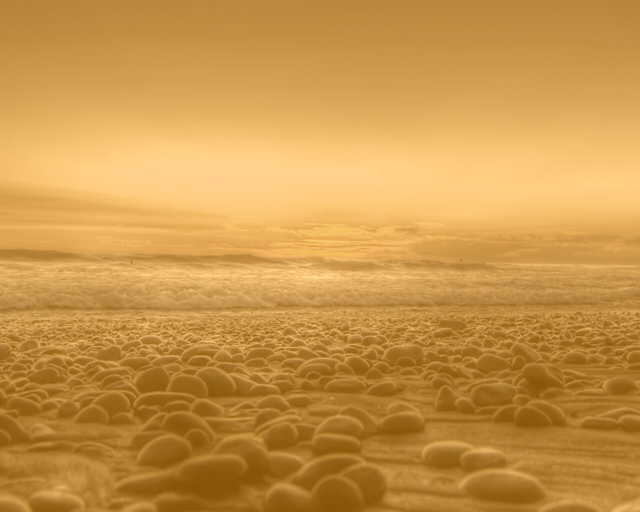 Каменистый пляж обои