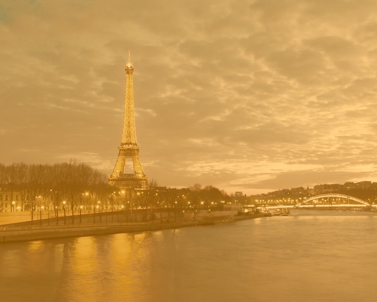 Эйфелева башня в Париже обои