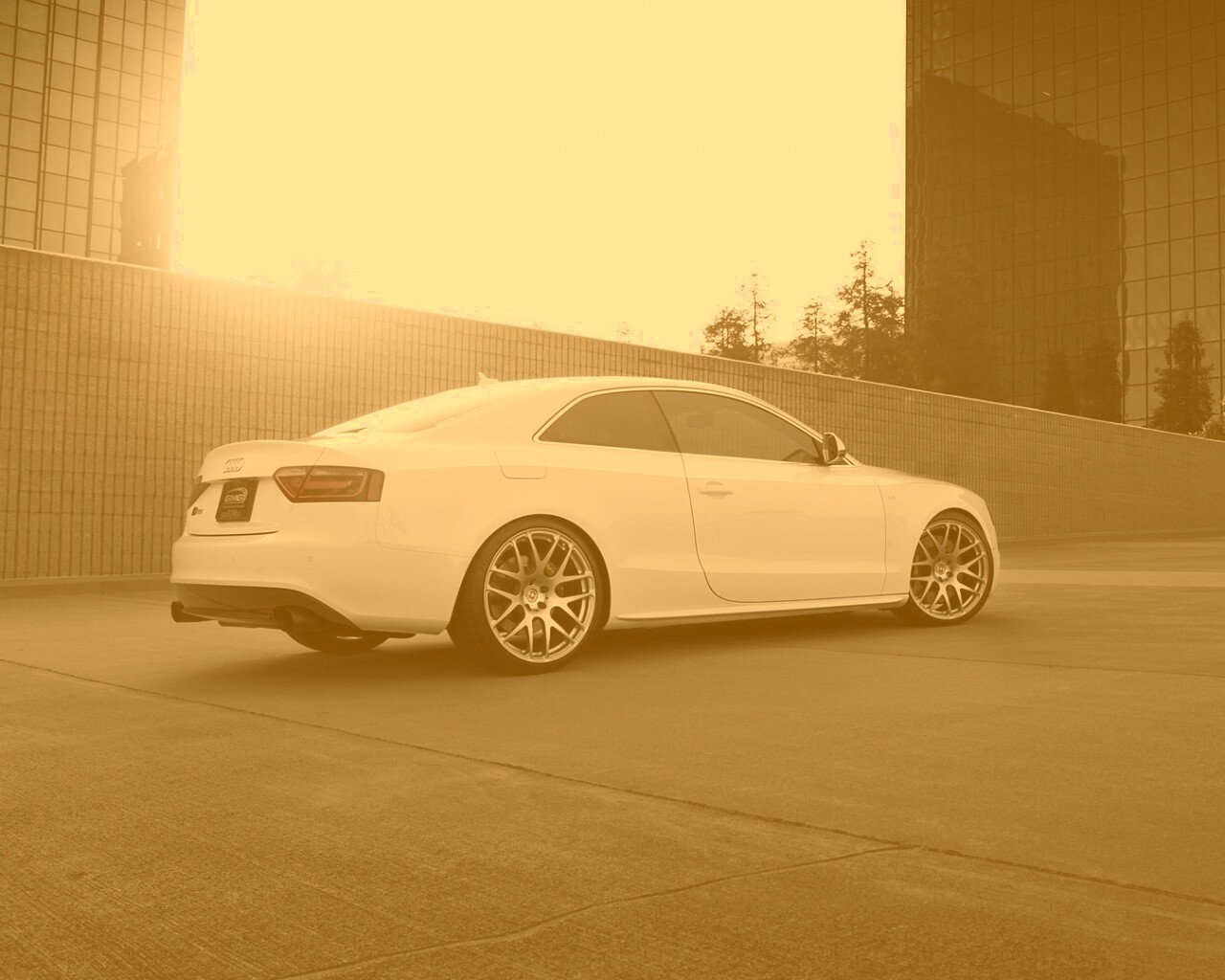 Ауди на парковке обои