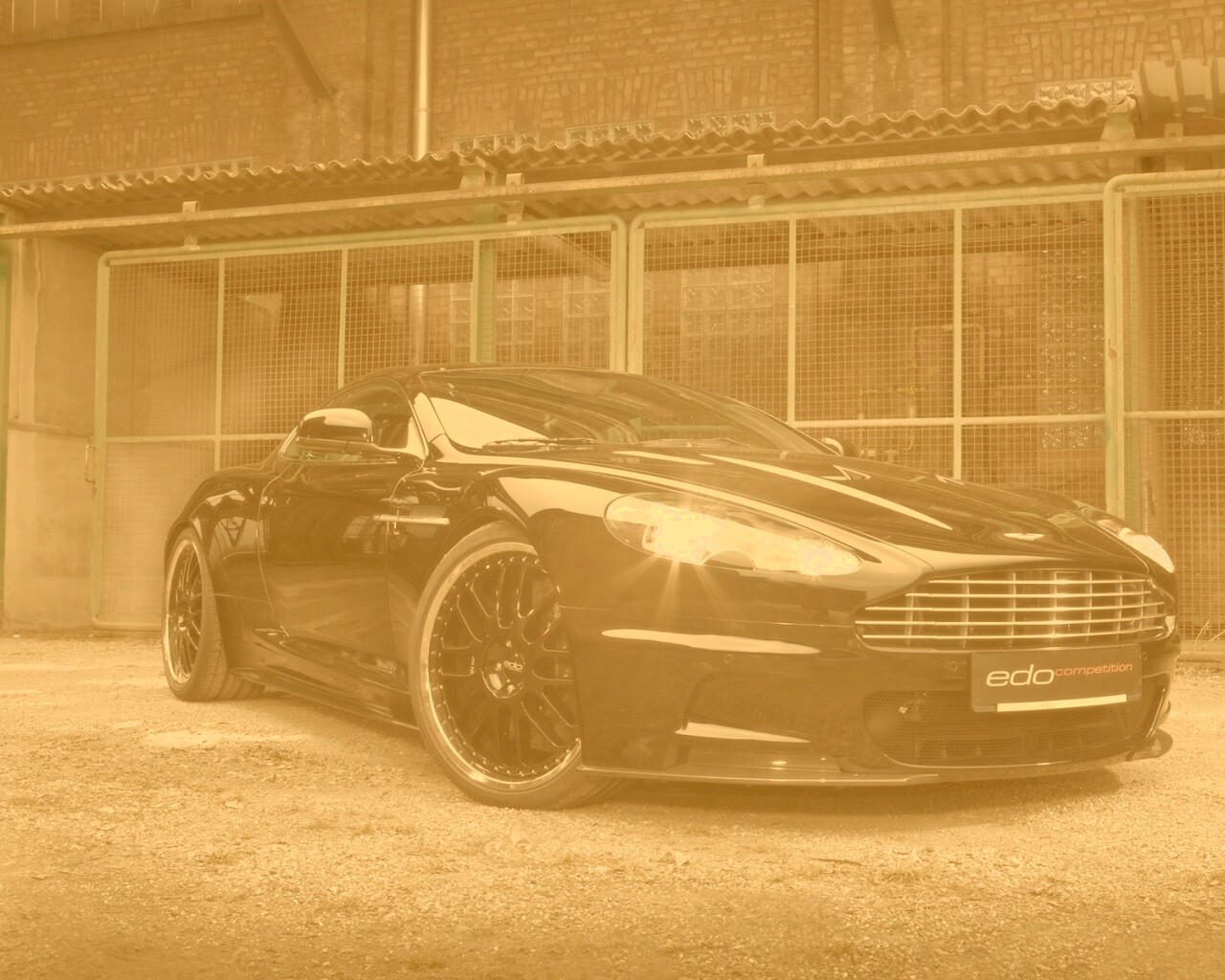 Aston Martin обои