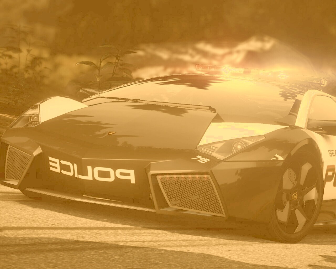 Lamborghini Reventon Hot Pursuit обои