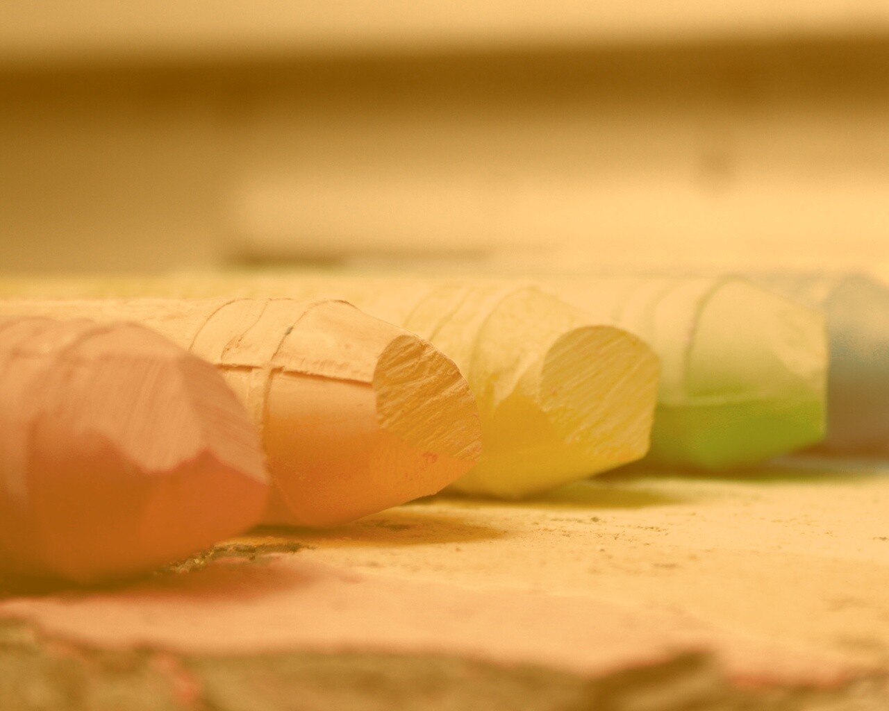 Цветные мелки обои