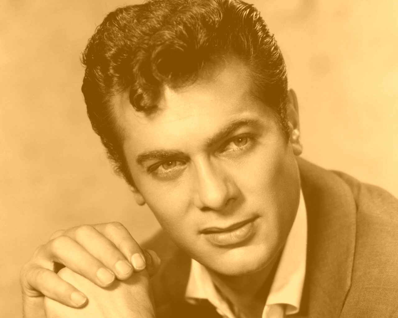 Чёрно белое фото Тони Кёртиса обои