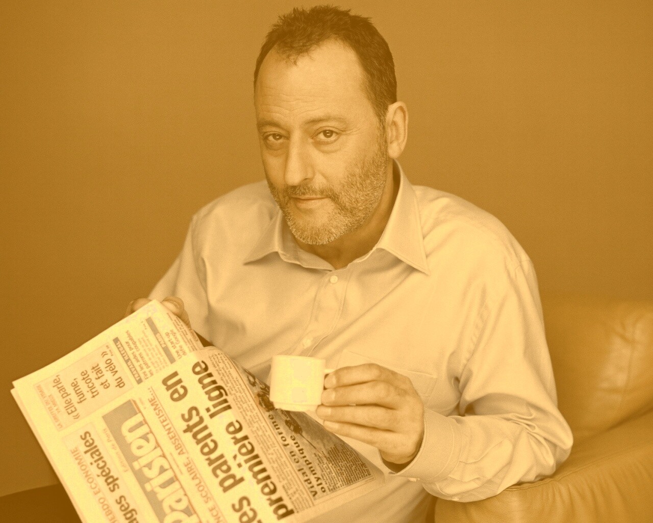 Жан рено пьет кофе обои