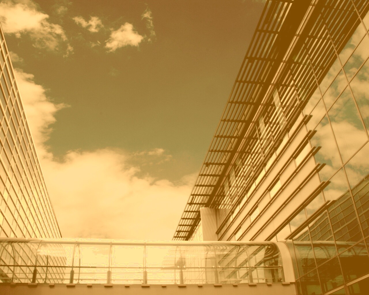 Стекло и металл обои