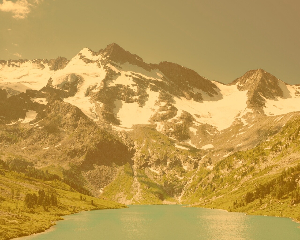 Горное озеро обои