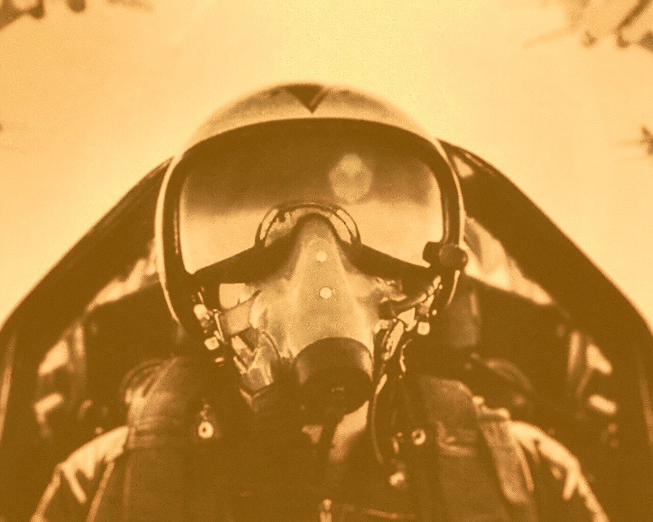 Пилот истребителя обои