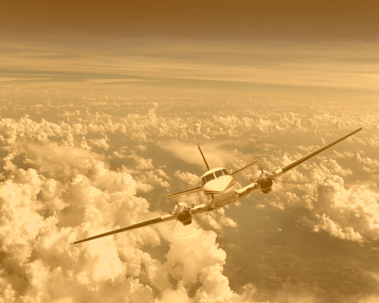 Самолет над облаками обои