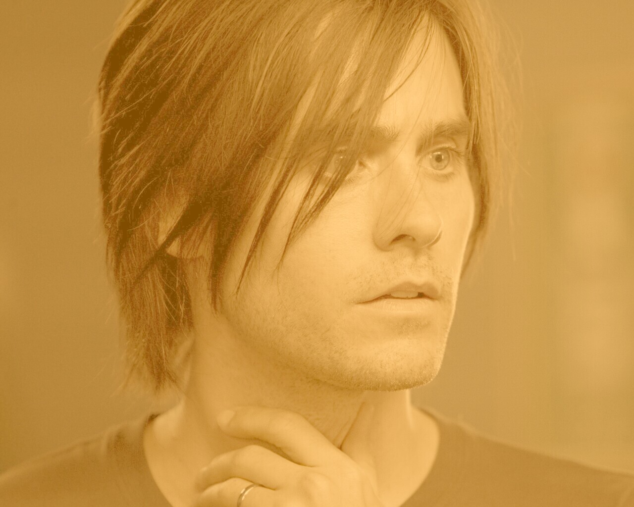 Джаред  Лето недоумевает обои