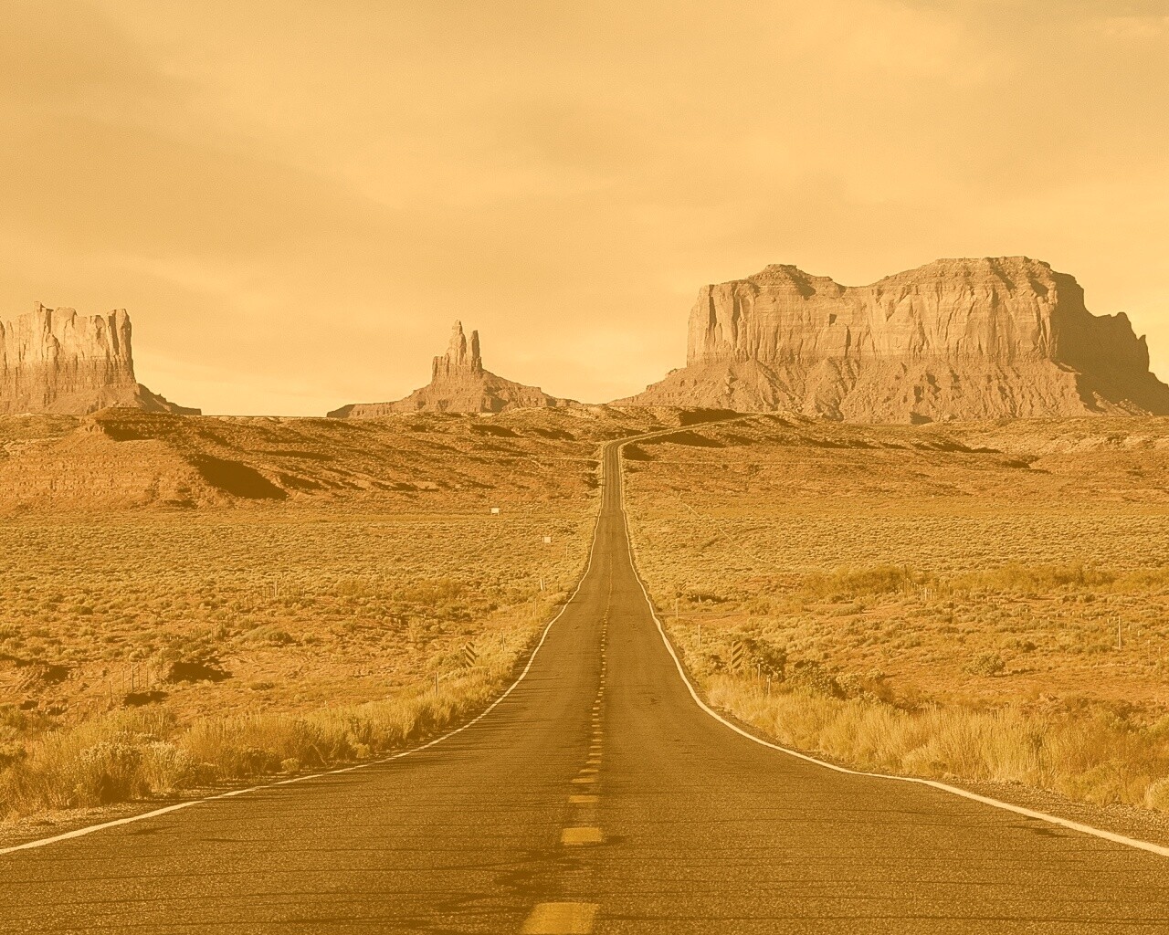 Дорога в пустыне обои