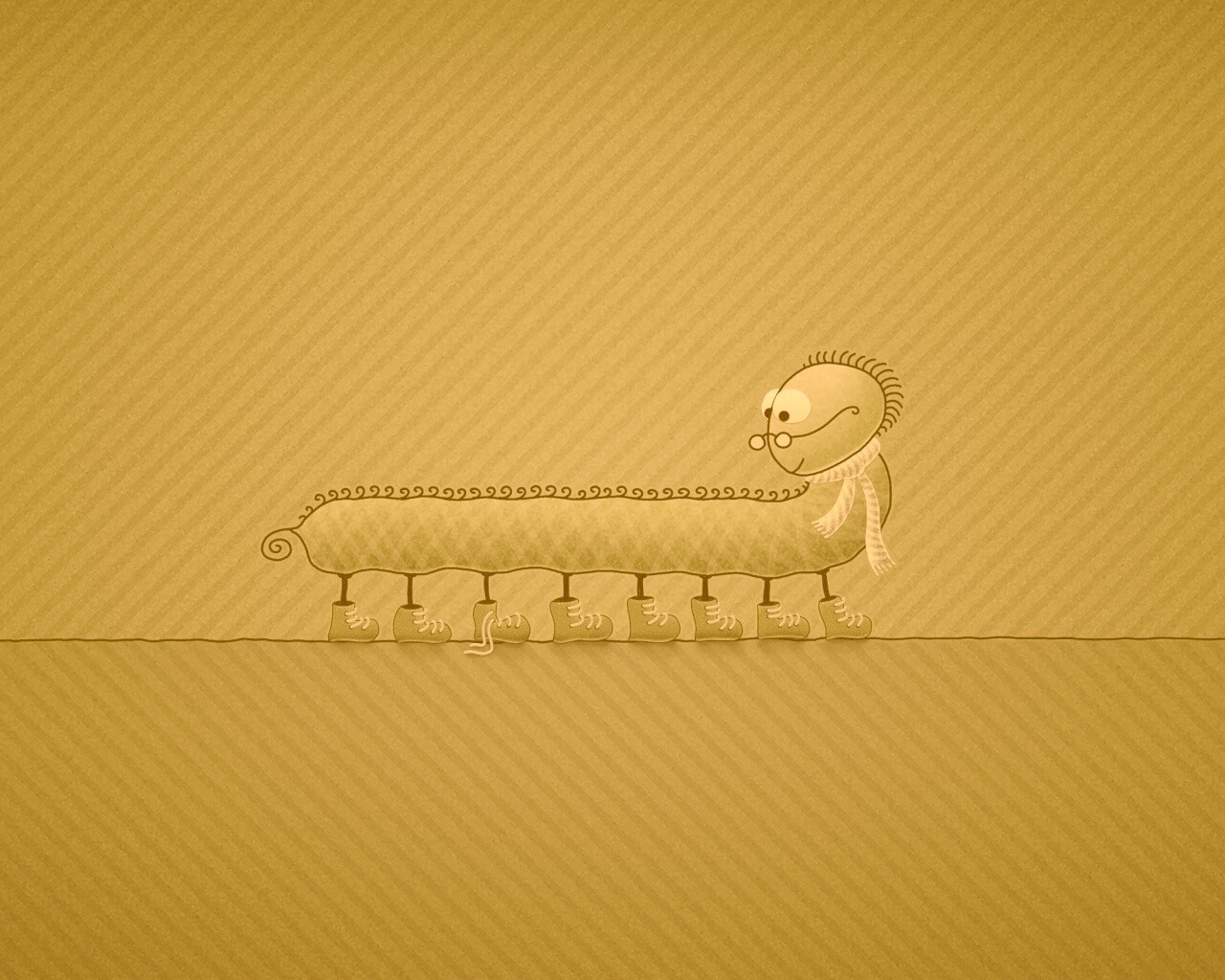 Гусеница в ботинках обои